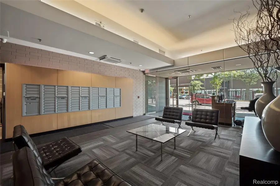 432 S Washington Avenue #1804, Royal Oak, MI 48067 - #3