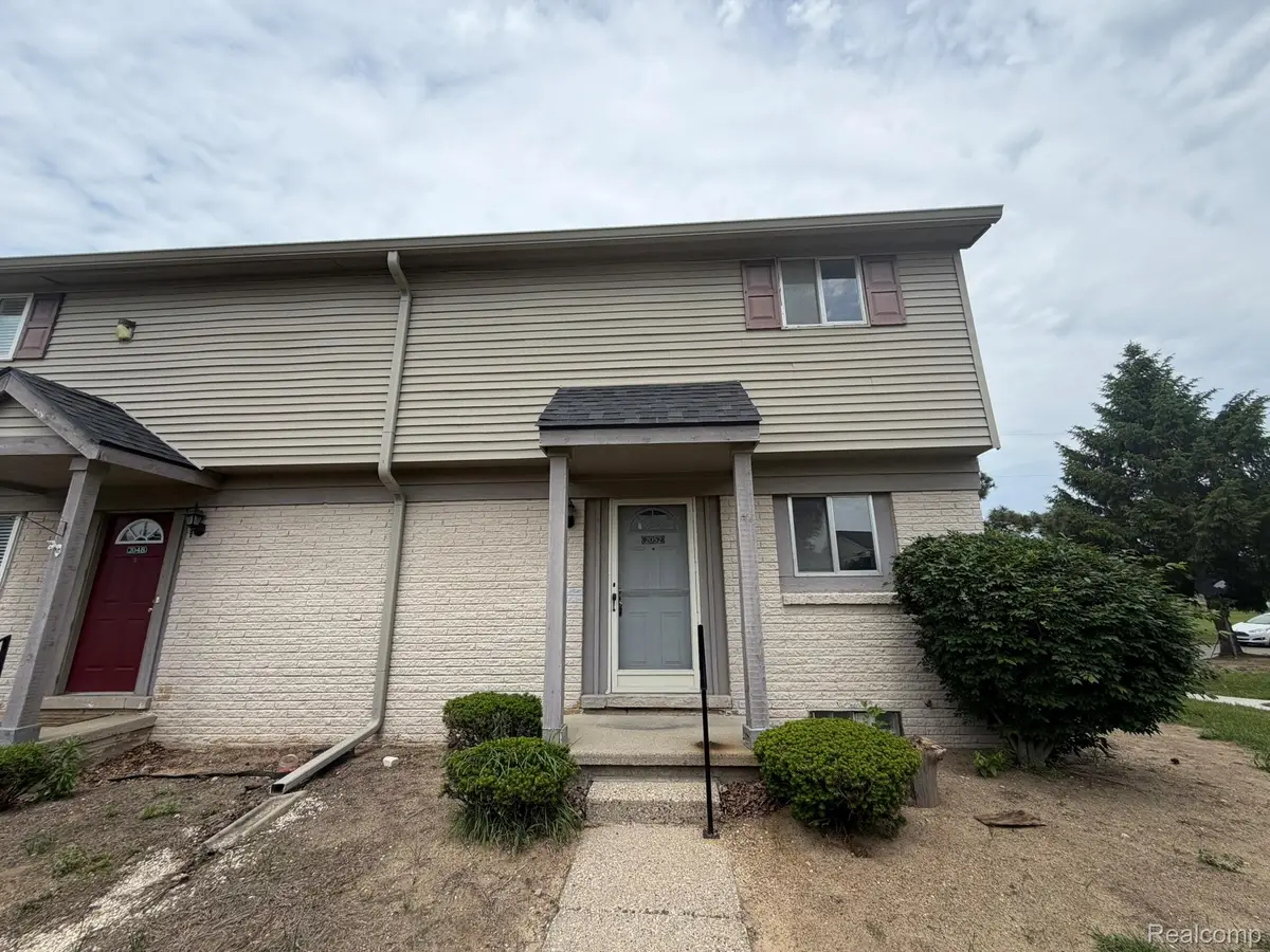 2052 Orchard Crest Street, Utica, MI 48317 - #1