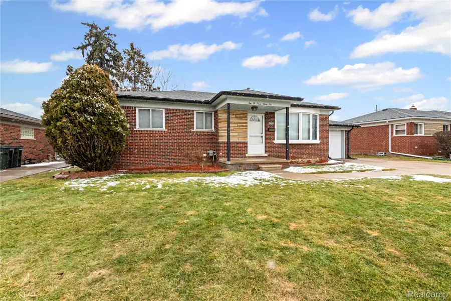 20336 Cedar Street, Saint Clair Shores, MI 48081 - #2