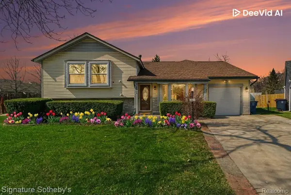 2067 Champagne Drive, AnnArbor, MI 48108