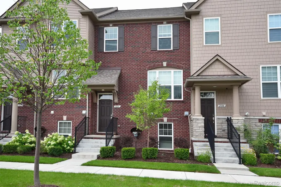 2888 Glenbar Circle, Rochester, MI 48307 - #2