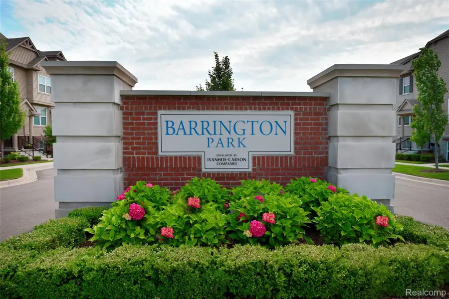 2888 Glenbar Circle, Rochester, MI 48307 - #3