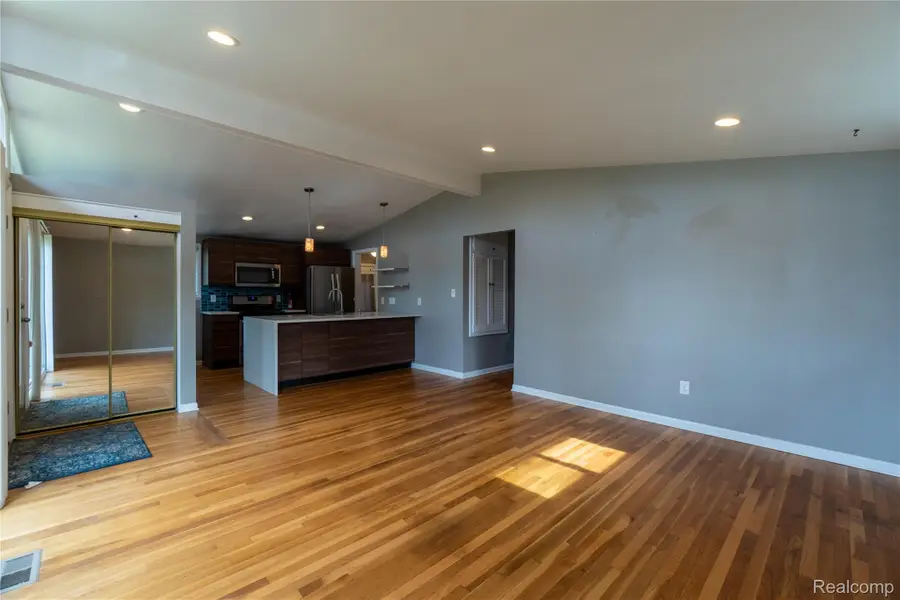 21512 Briarcliff Street, Saint Clair Shores, MI 48082 - #3