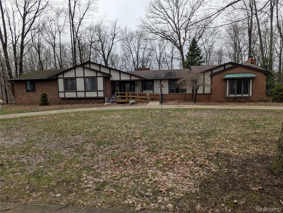 9345 Weber Road, Columbus, MI 48063 - #1