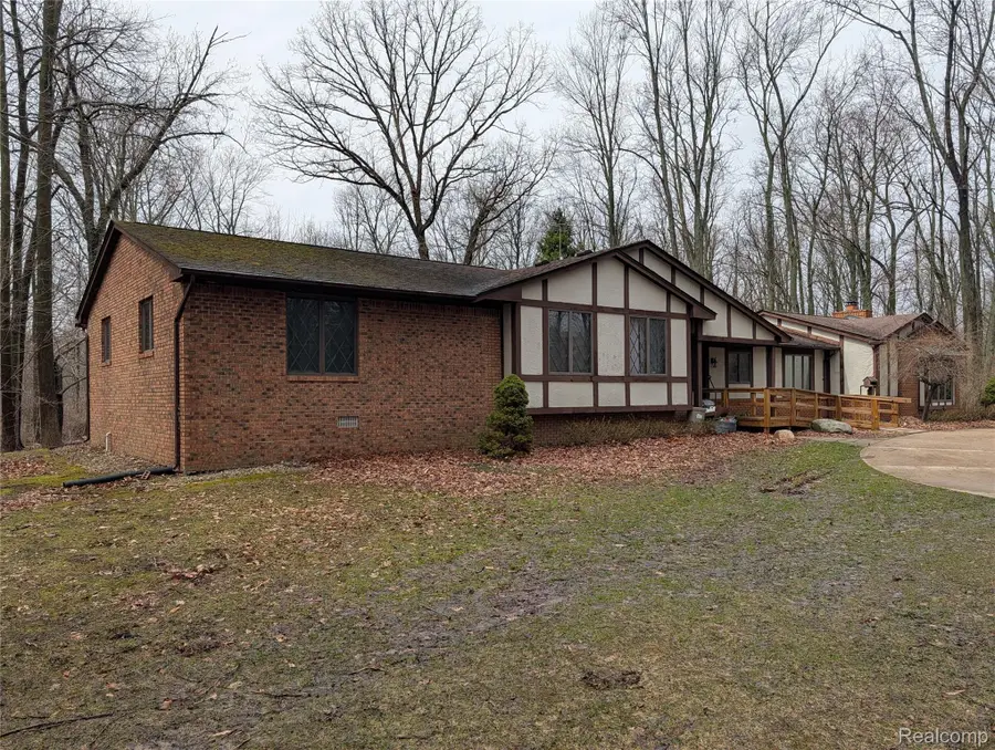 9345 Weber Road, Columbus, MI 48063 - #3