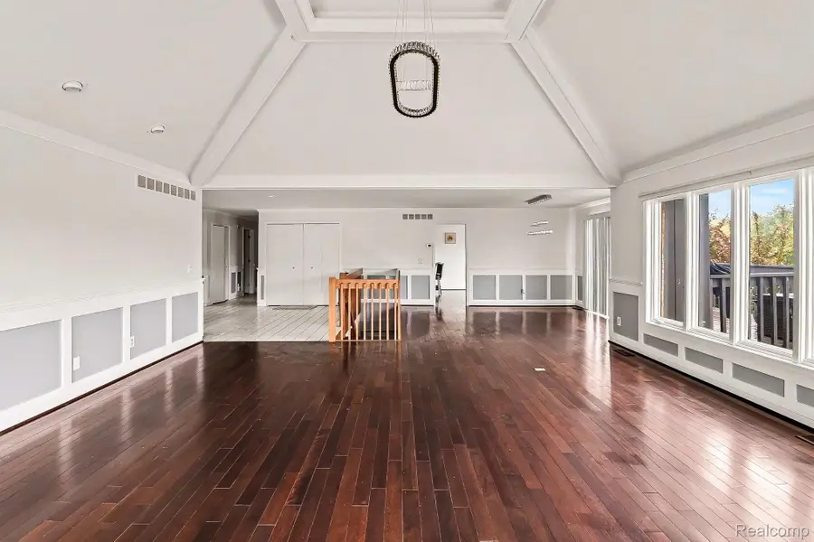 1930 Pine Ridge Court, Bloomfield Hills, MI 48302 - #2