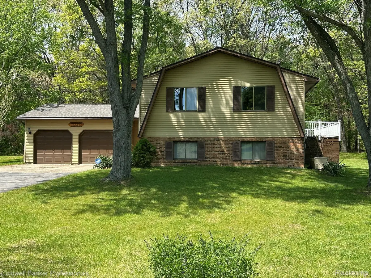 5398 Linger Lane, Lapeer, MI 48446 - #1