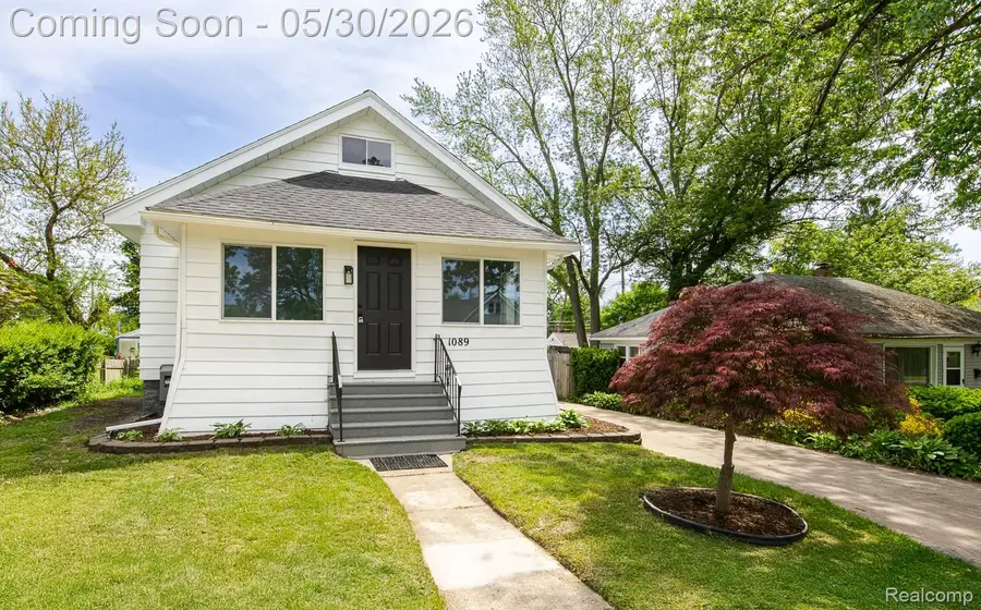 1089 Myrtle Avenue, Waterford, MI 48328 - #3