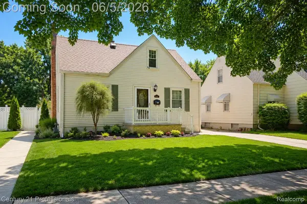 3457 Woodside Street, Dearborn, MI 48124