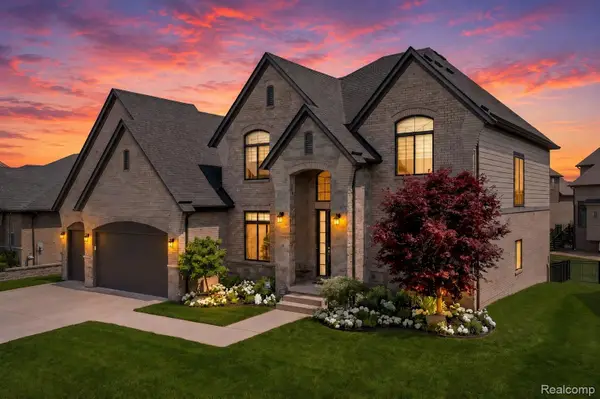 21924 E Majestic Drive, Macomb, MI 48044