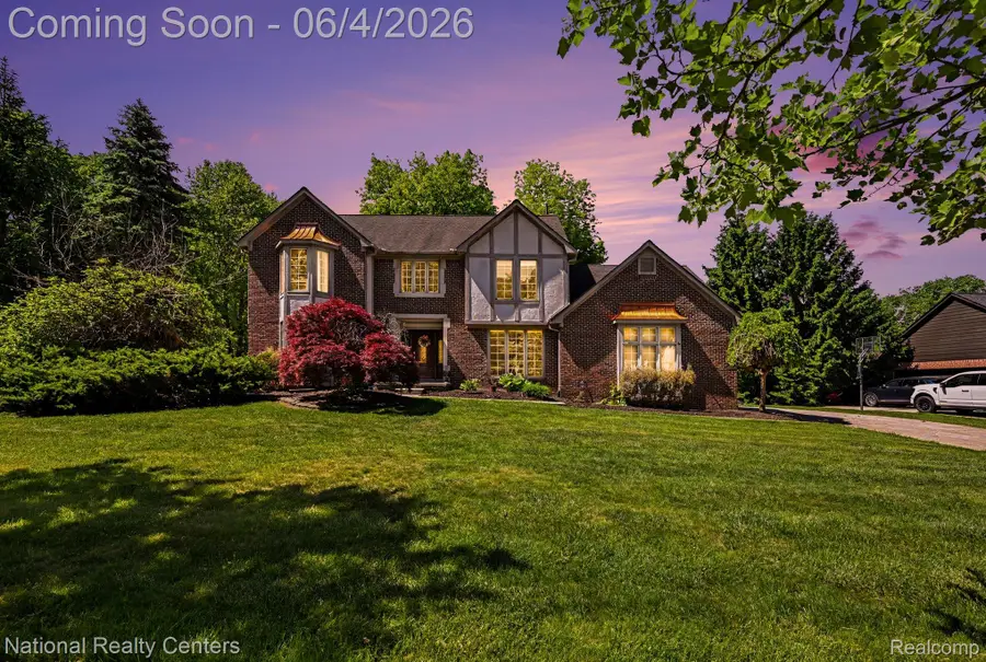 6515 Tamarack Drive, Troy, MI 48098 - #2
