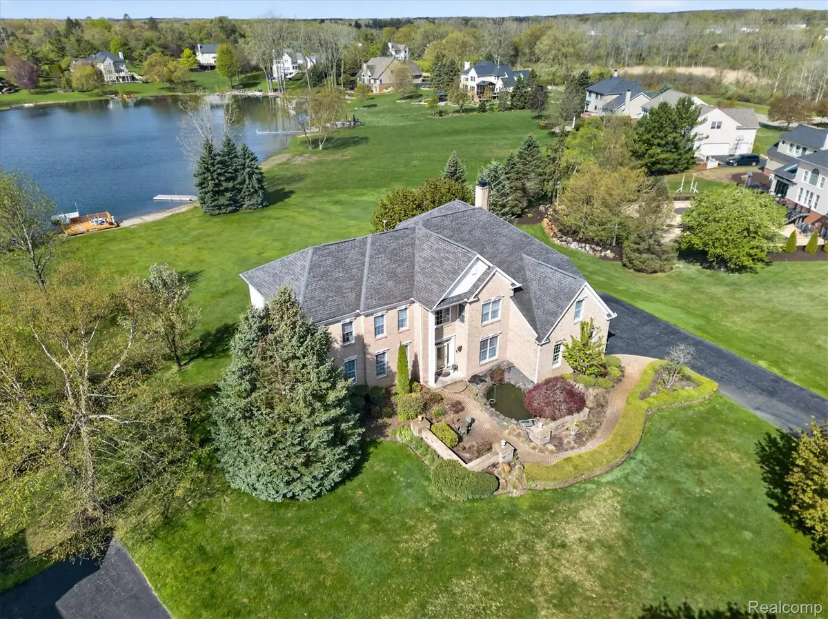 1595 Boulder Lake Drive, Milford, MI 48380 - #1