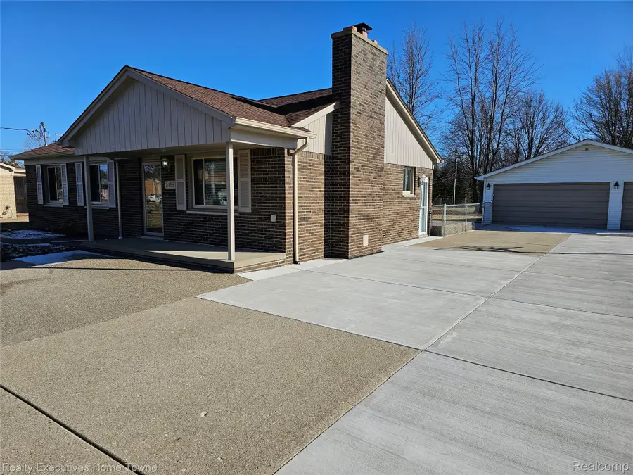 2458 Lindell Road, Sterling Heights, MI 48310 - #2
