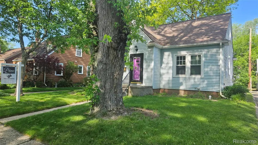 211 Starr Avenue, Pontiac, MI 48341 - #3