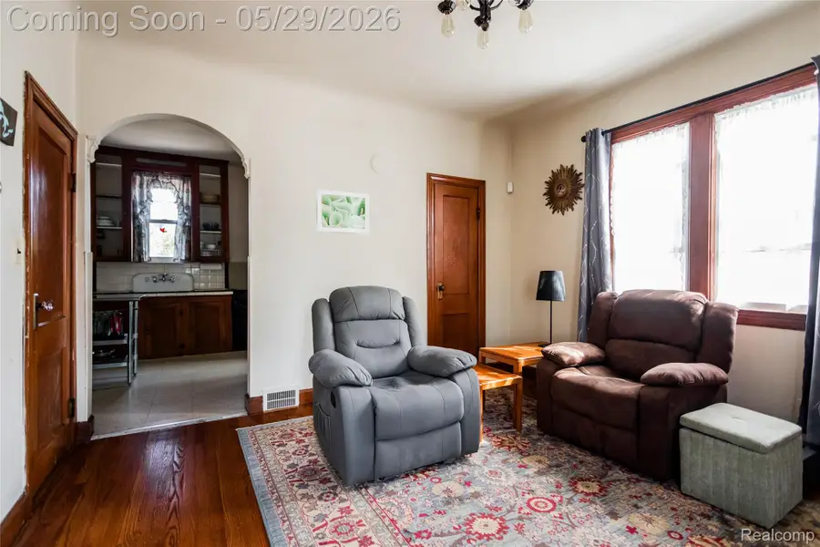 5045 Caniff Street, Hamtramck, MI 48212 - #3