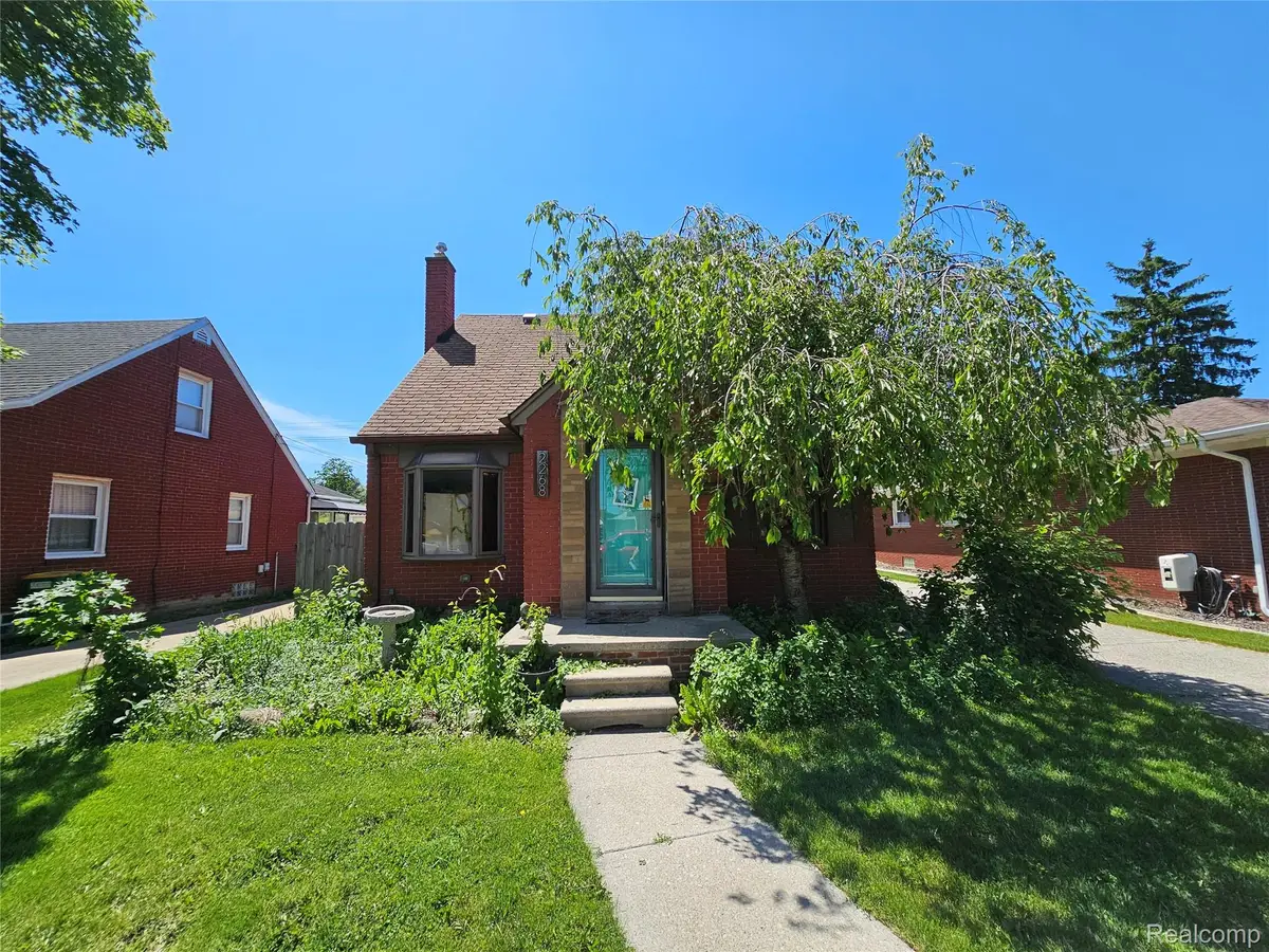 2268 17th Street, Wyandotte, MI 48192 - #1