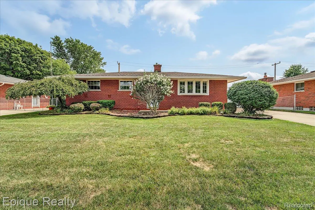 29749 Ailanthus Drive, Flat Rock, MI 48134 - #1