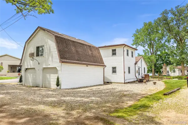 530 Roby Beach Drive, Coldwater, MI 49036