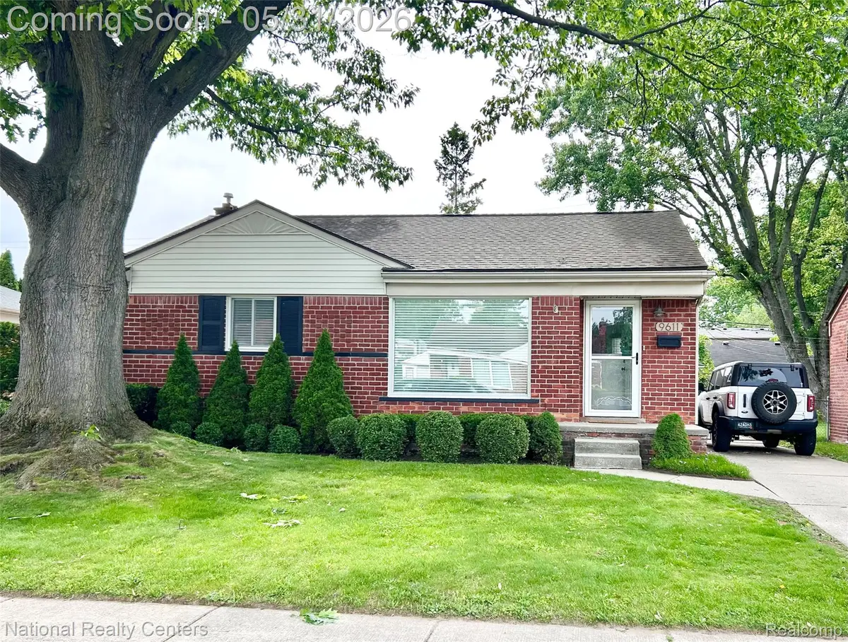 9611 Deering Street, Livonia, MI 48150 - #1