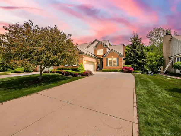 44415 Aspen Ridge Drive, Northville, MI 48168
