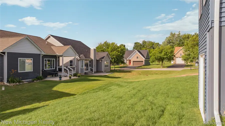 7453 Village Court, Davisburg, MI 48350 - #3