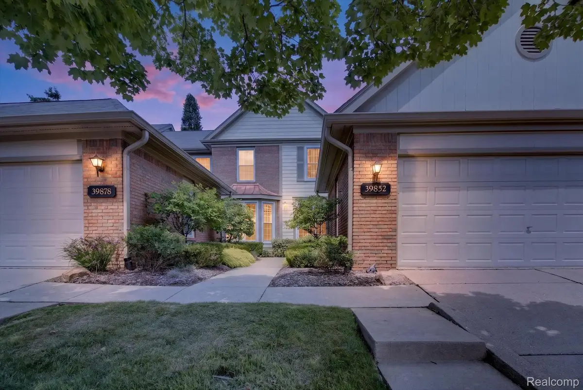39852 Glenview Court, Northville, MI 48168 - #1