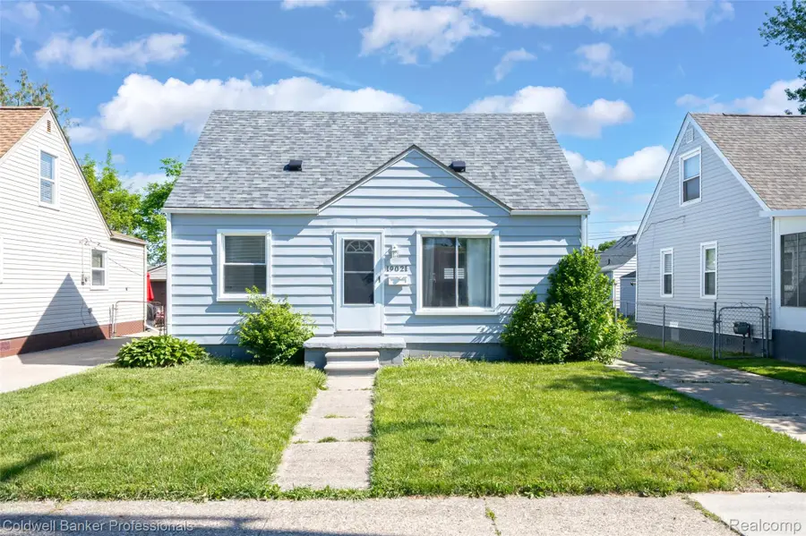 19021 Hazelwood Street, Roseville, MI 48066 - #2
