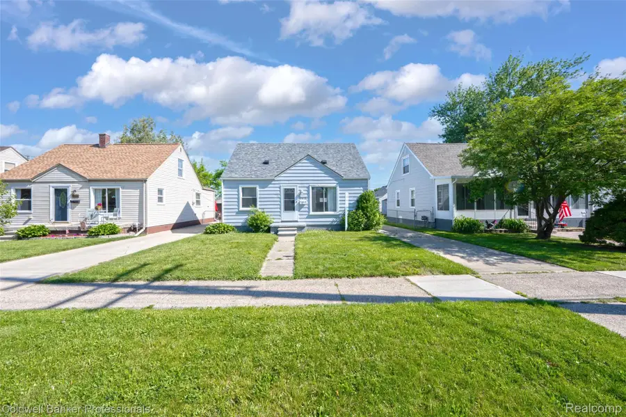 19021 Hazelwood Street, Roseville, MI 48066 - #3