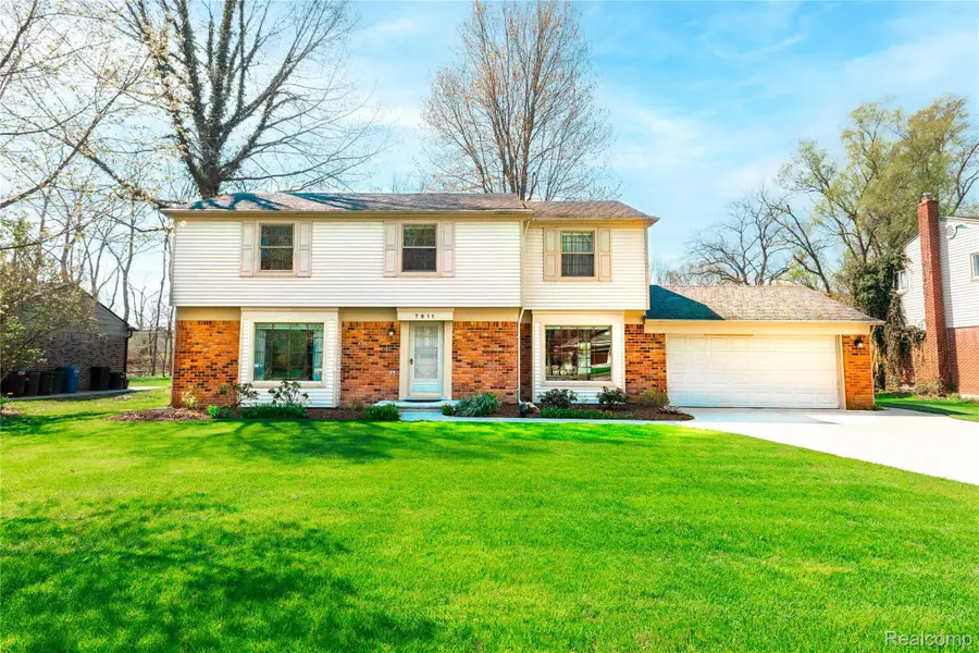7611 Ferry Road, Grosse Ile, MI 48138 - #2