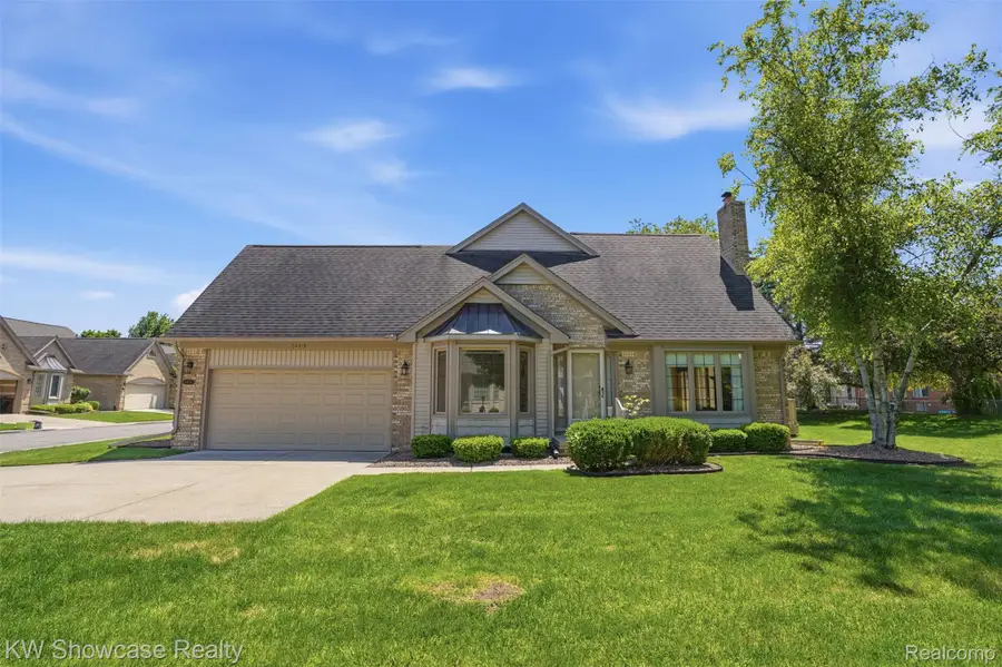 54519 Cambridge Drive, Shelby, MI 48315 - #2