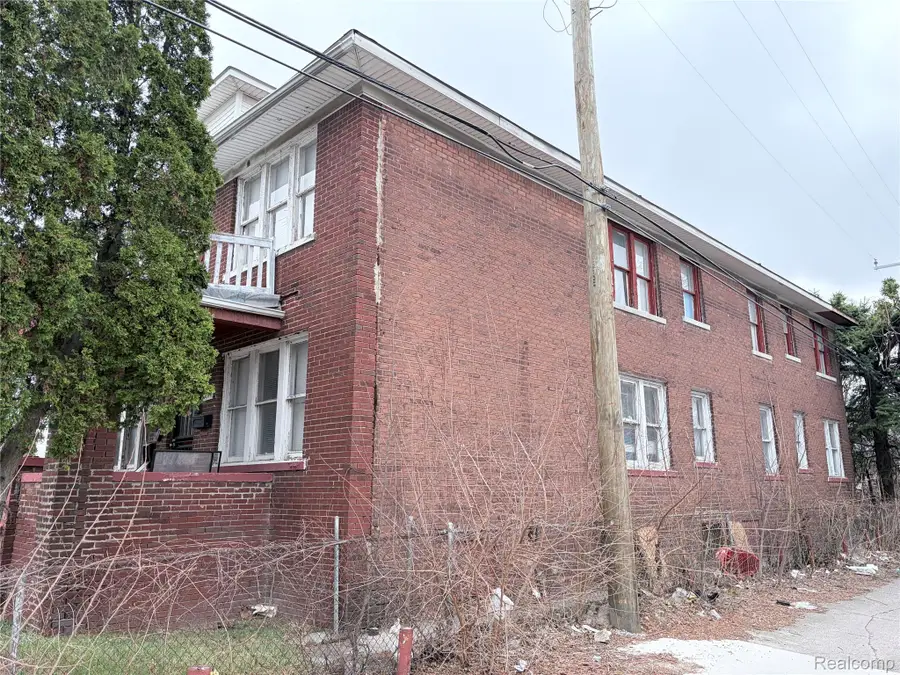6324 Burlingame Street, Detroit, MI 48204 - #2