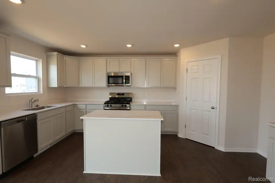 362 Hidden River W, Holly, MI 48442 - #3