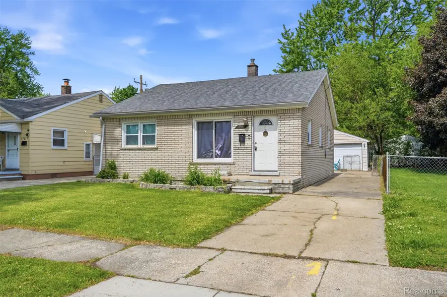 17447 Prospect Street, Melvindale, MI 48122 - #2