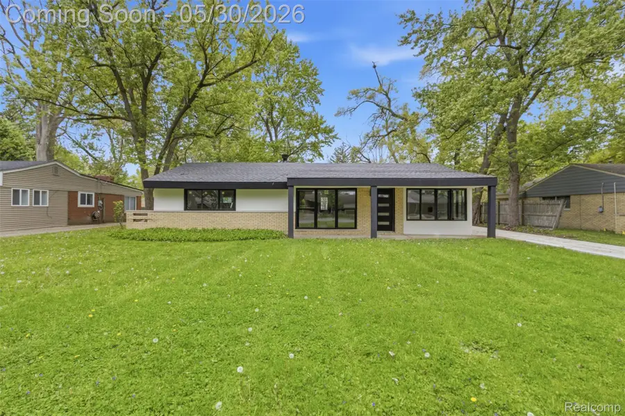 2483 Walce Drive, West Bloomfield, MI 48324 - #2