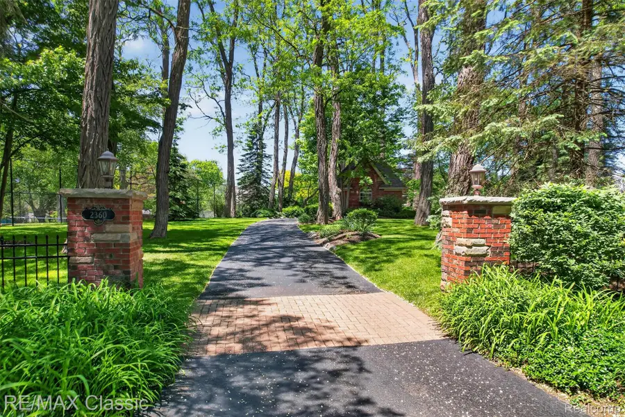 2360 Private Drive, Waterford, MI 48329 - #3