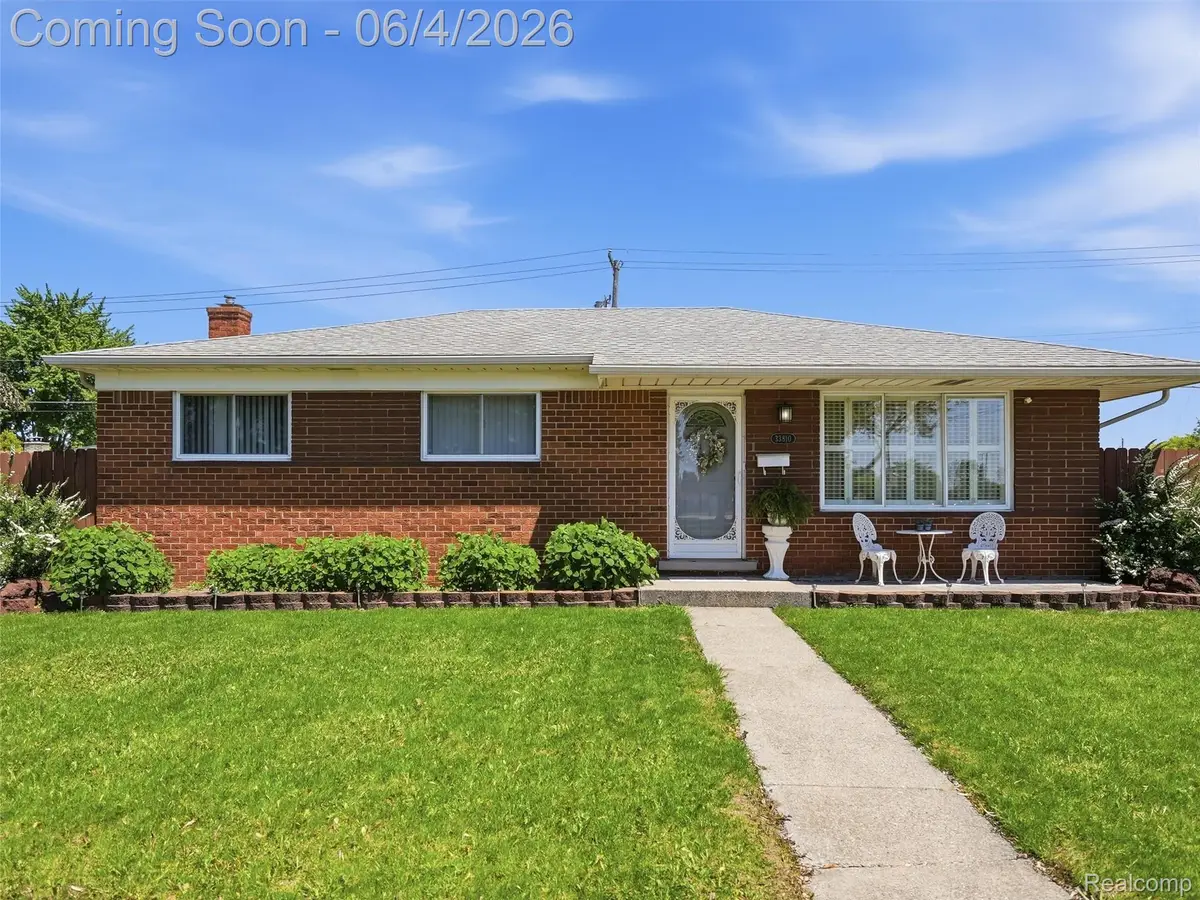 33810 Brookshire Drive, Sterling Heights, MI 48312 - #1
