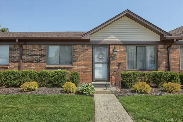 30784 Quinkert Street, Roseville, MI 48066