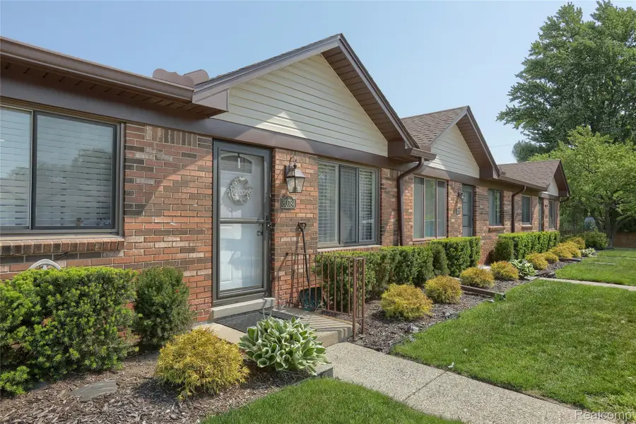 30784 Quinkert Street, Roseville, MI 48066 - #3