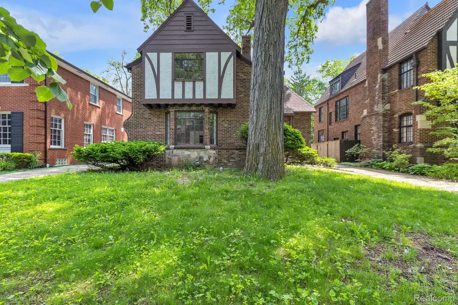 19510 Stratford Road, Detroit, MI 48221 - #2