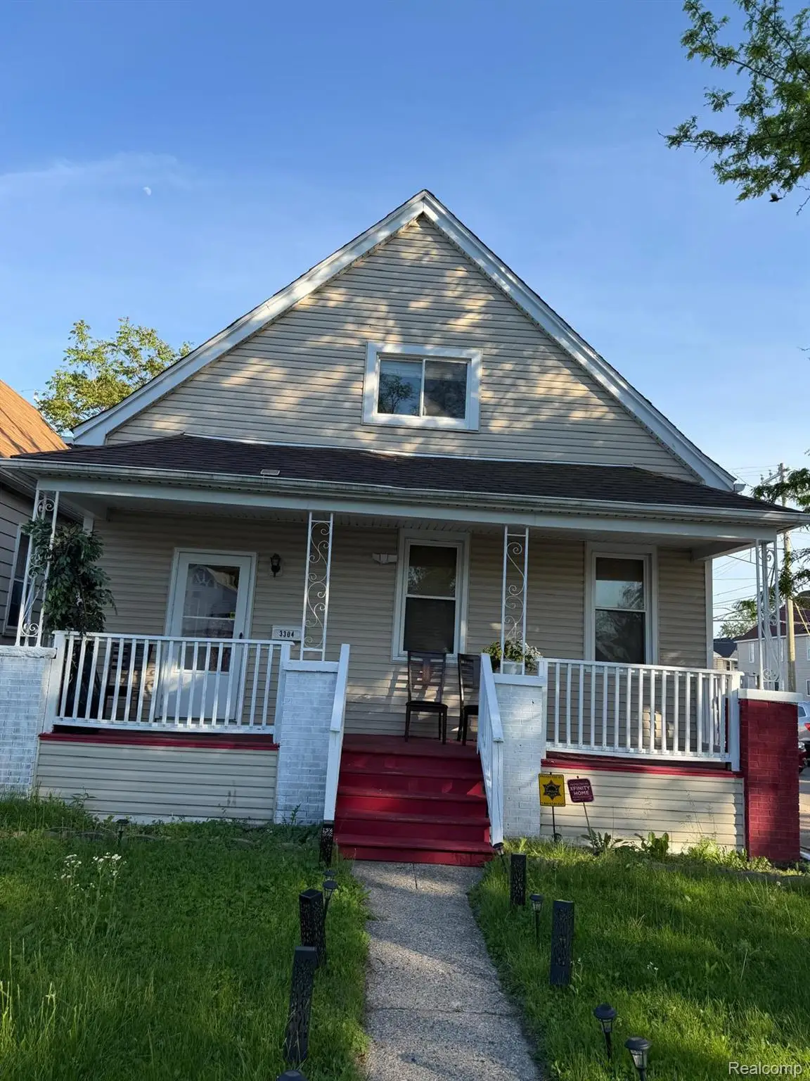 3304 Comstock Street, Hamtramck, MI 48212 - #1