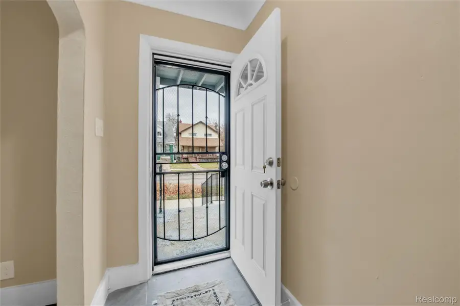 5044 Fairview Street, Detroit, MI 48213 - #2