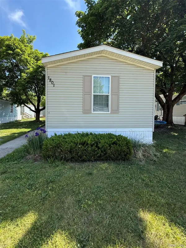 1801 Hawk Drive #35, Kalamazoo, MI 49008