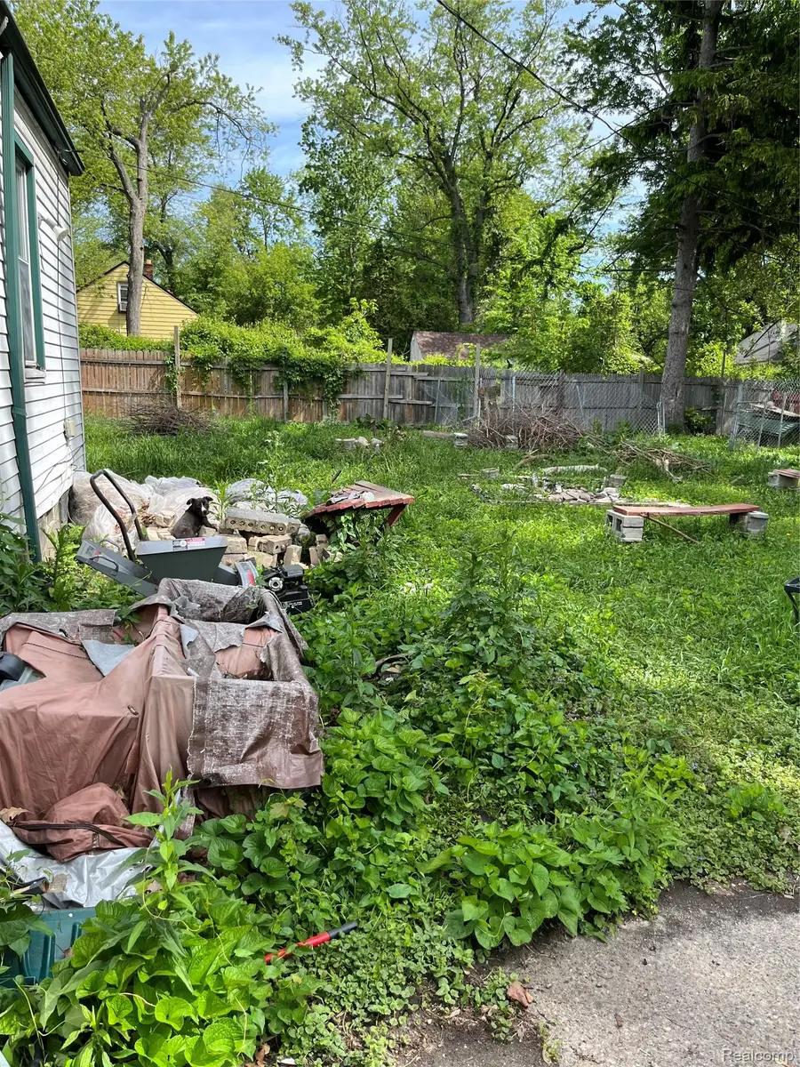 18200 Fielding Street, Detroit, MI 48219 - #3