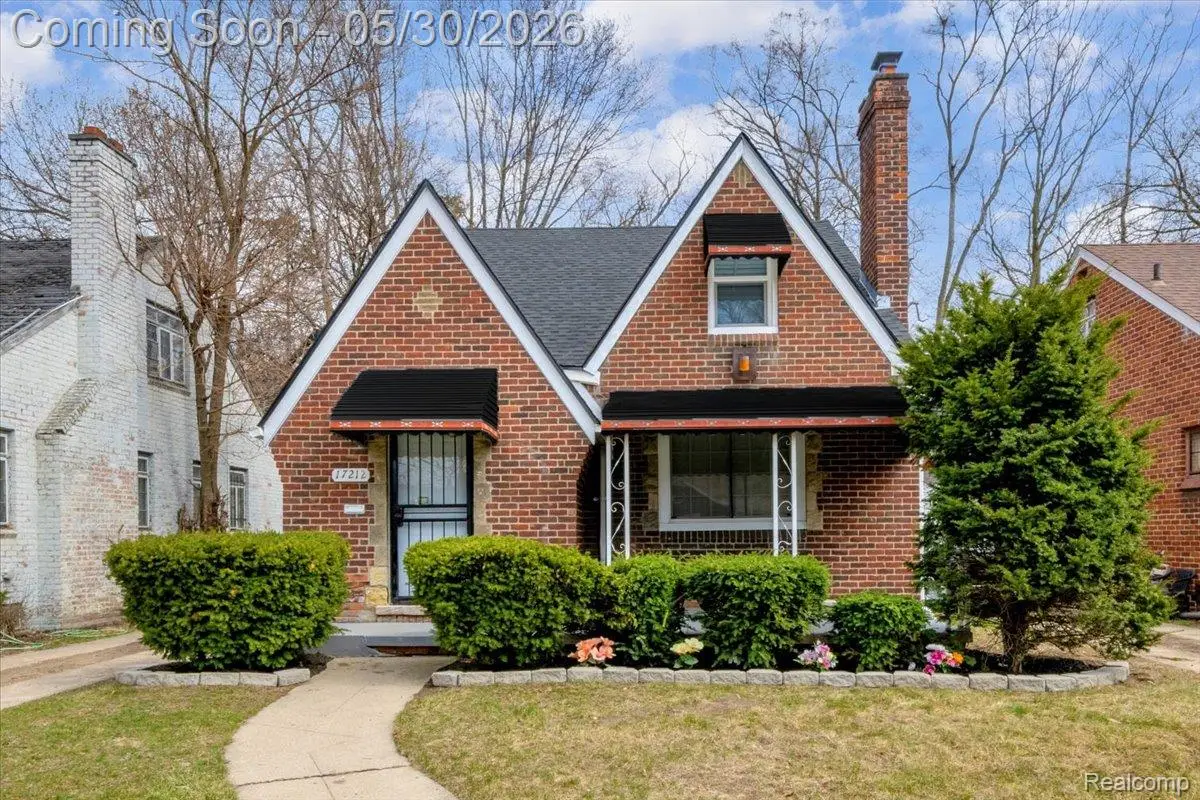 17212 Sunderland Road, Detroit, MI 48219 - #1