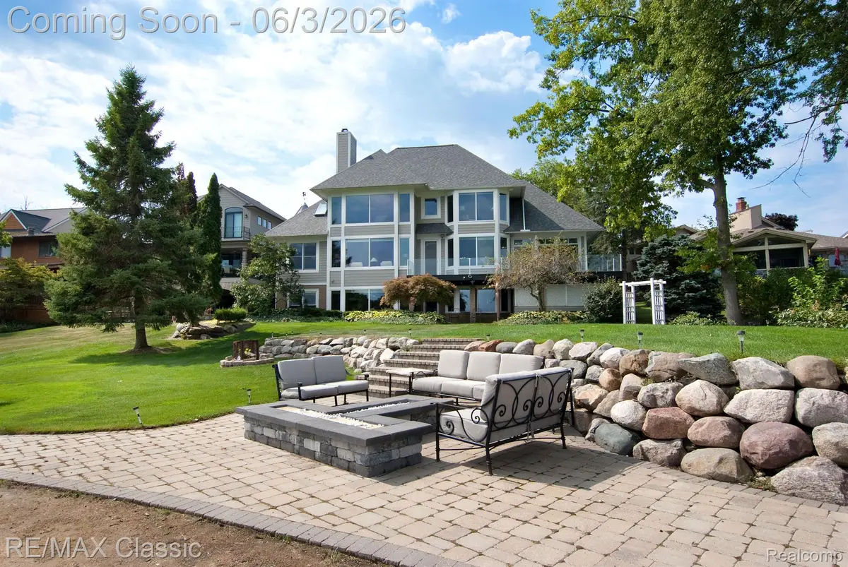 826 Wolverine Drive, Wolverine Lake, MI 48390 - #1