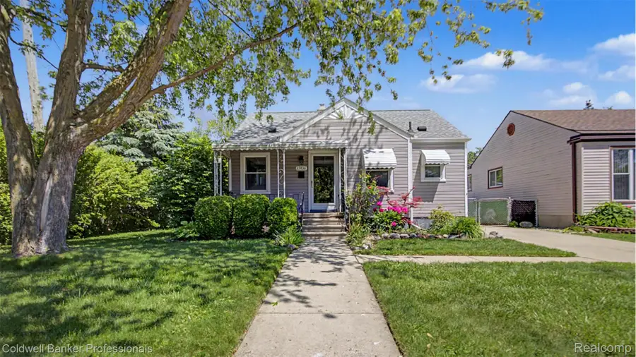 23836 Rosalind Avenue, Eastpointe, MI 48021 - #2