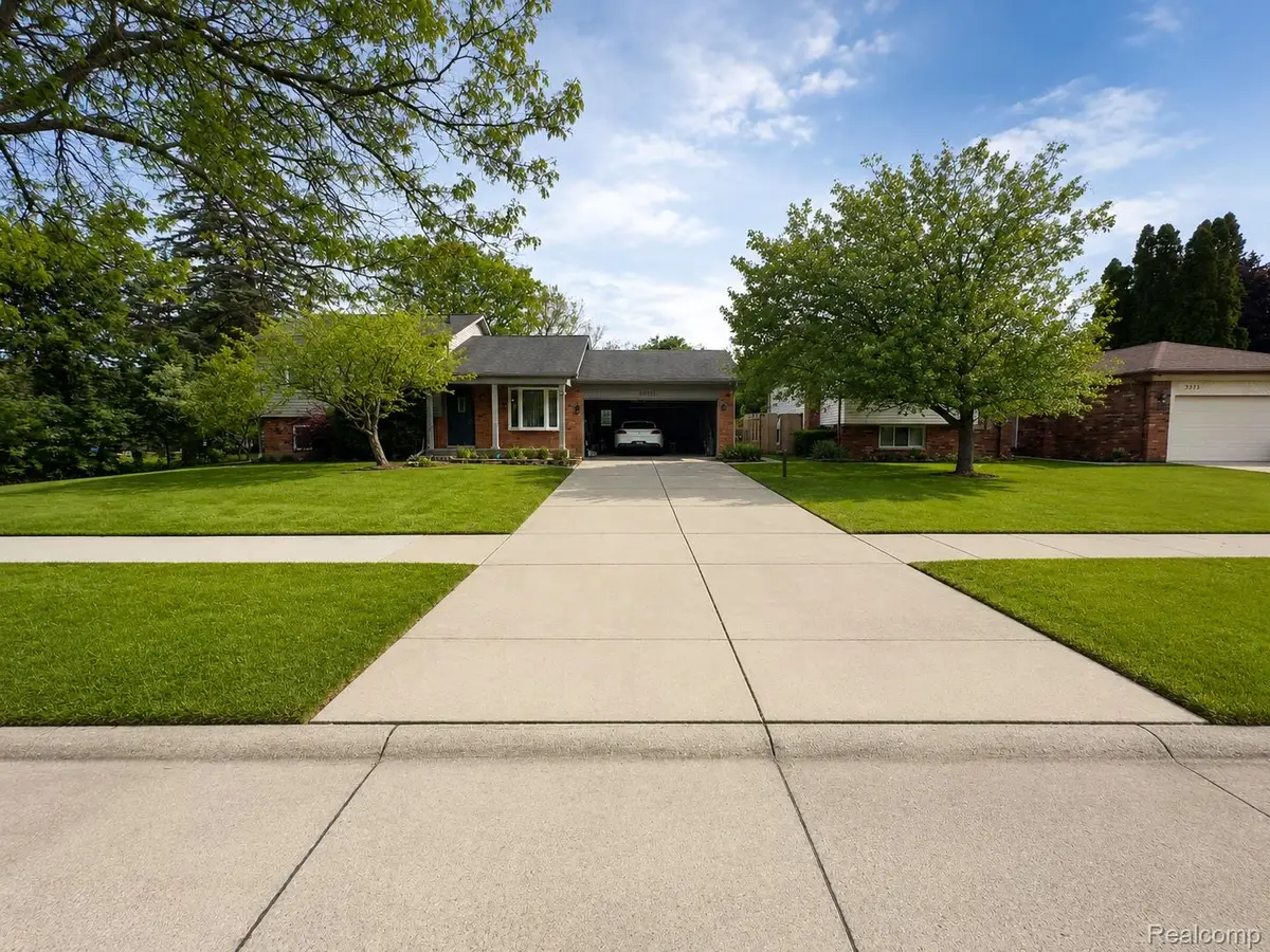 3757 Oxley Drive, Troy, MI 48083 - #1