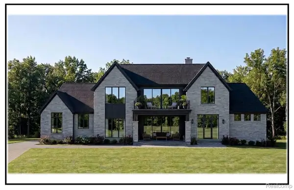 6121 Golfview Drive, BloomfieldHills, MI 48301