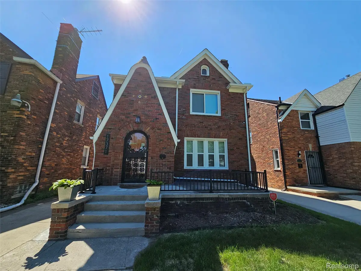 17371 Pennington Drive, Detroit, MI 48221 - #1