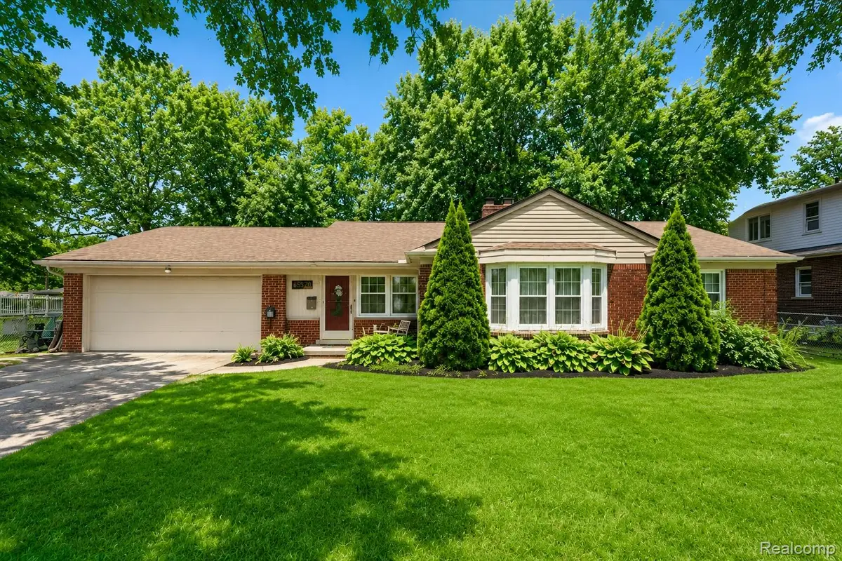 45520 Deshon Street, Utica, MI 48317 - #1